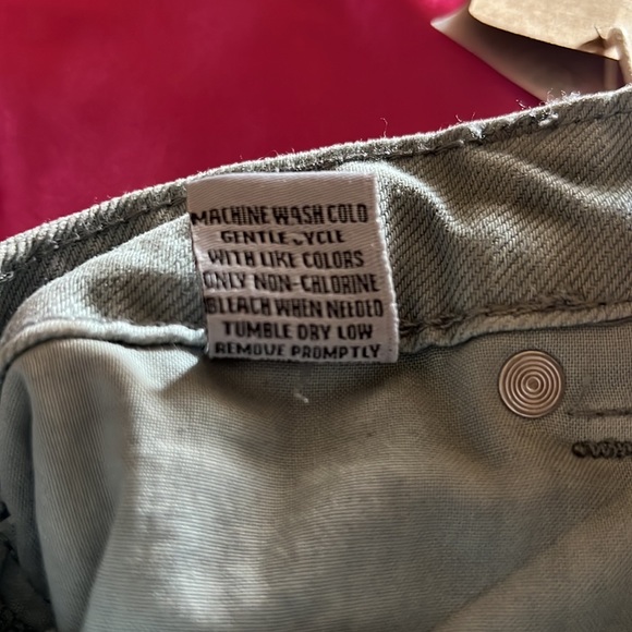 Vanilla star distressed denim short - Picture 5 of 7